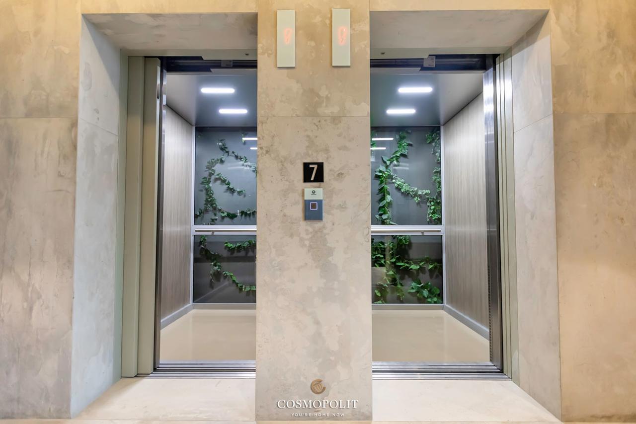 Cosmopolit Booking Брашов Экстерьер фото