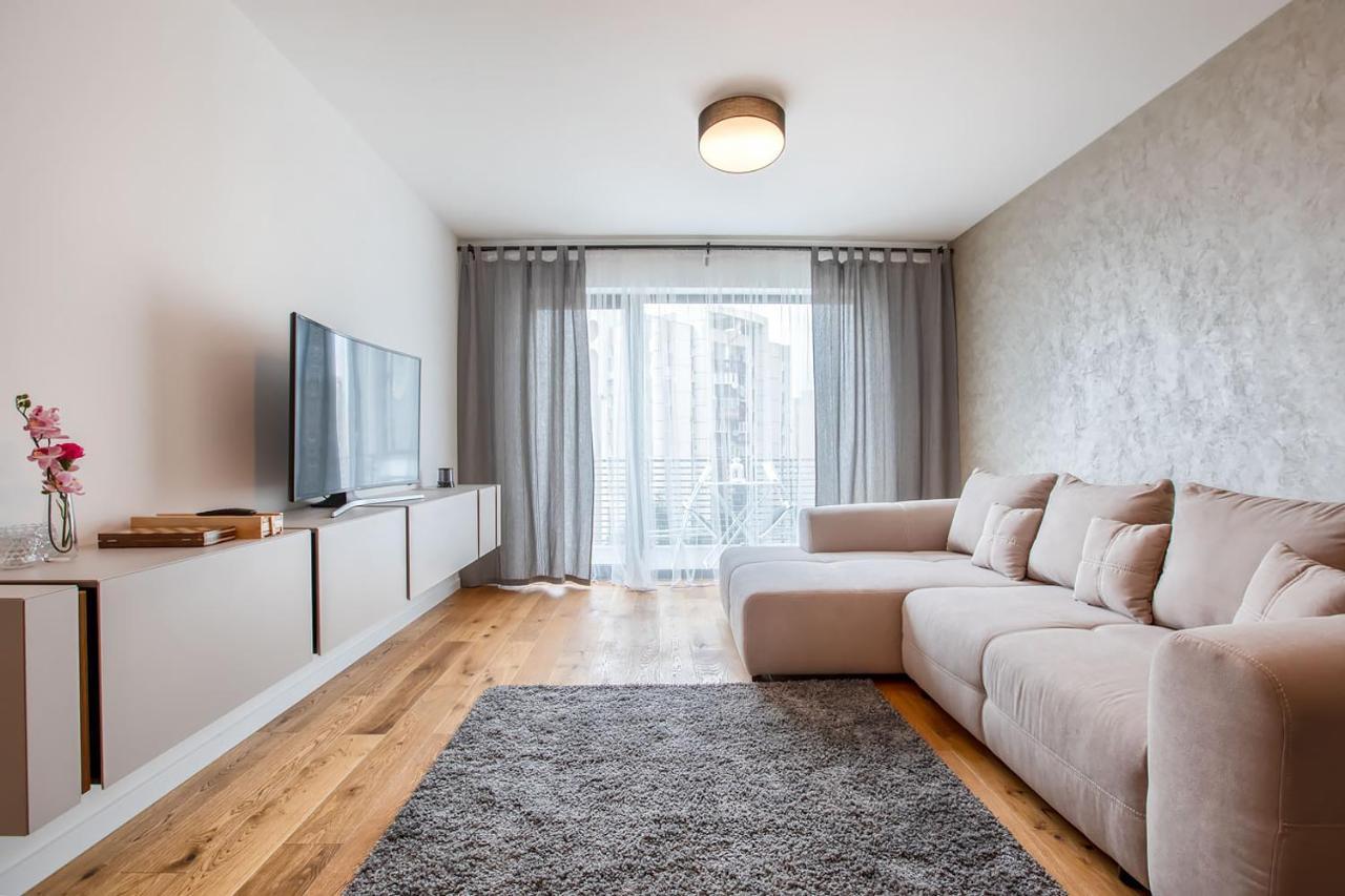Cosmopolit Booking Брашов Экстерьер фото